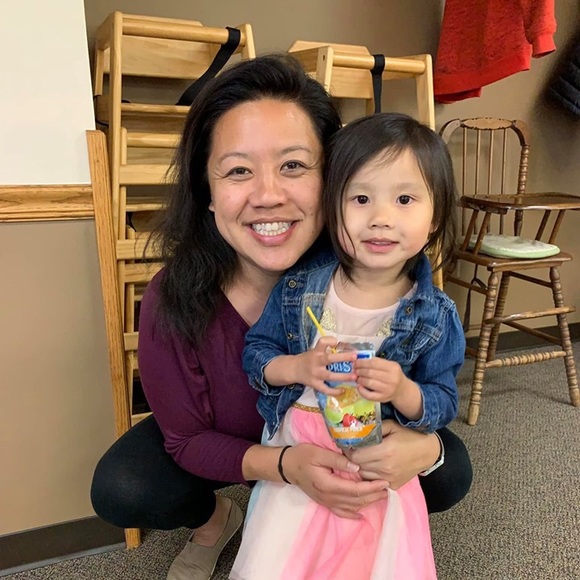 Meet your Posher, Kay - Picture 1 of 1